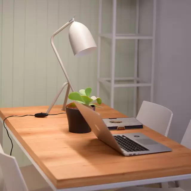 Lámpara de mesa Olivia Lámpara de mesa Olivia - Imagen 7