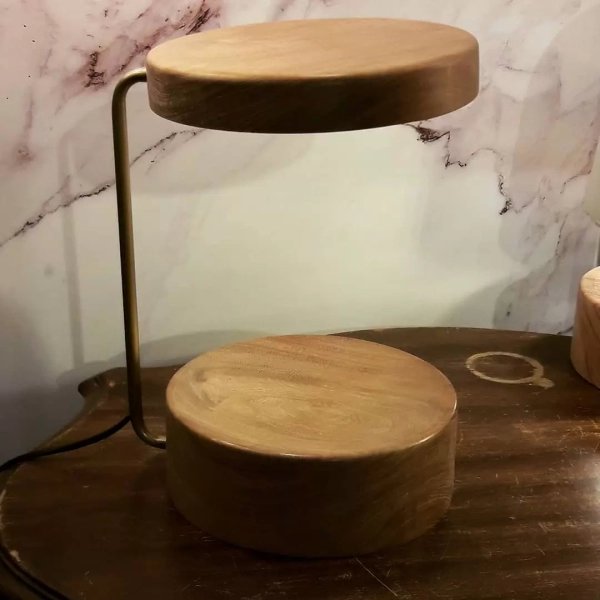 Lampara de mesa Concave - Imagen 4