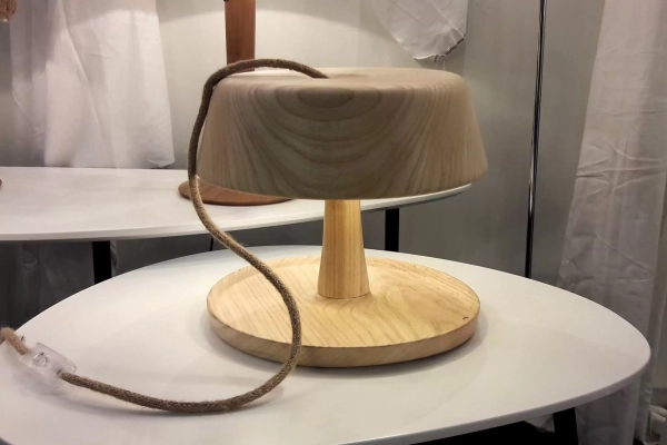 Lampara de mesa Wood - Imagen 5