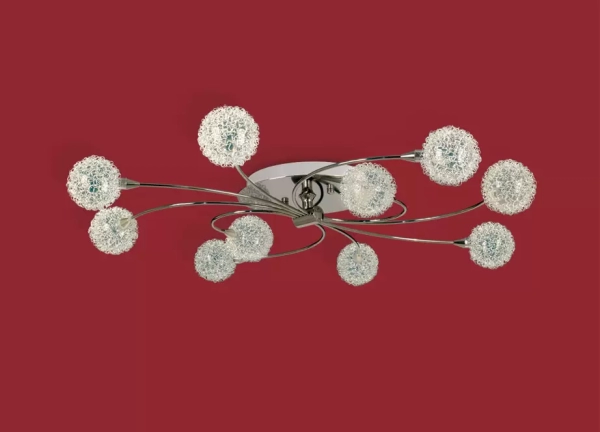 El plafón Anabela es una lámpara de estilo clásico de diez luces apto LED, disponible en color cromo. Se adapta fácil a todo tipo de ambiente