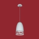 El colgante Bali es una lámpara de una luz apto LED, de color blanco o negro. La misma está disponible en dos tamaños, small y large.