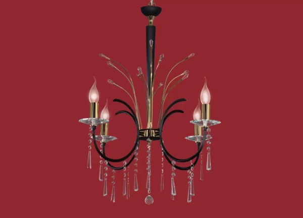 El colgante Reina es una lámpara de uso interior de cuatro, seis o diez luces, la cual viene en color cromo, negro con bronce, o bronce