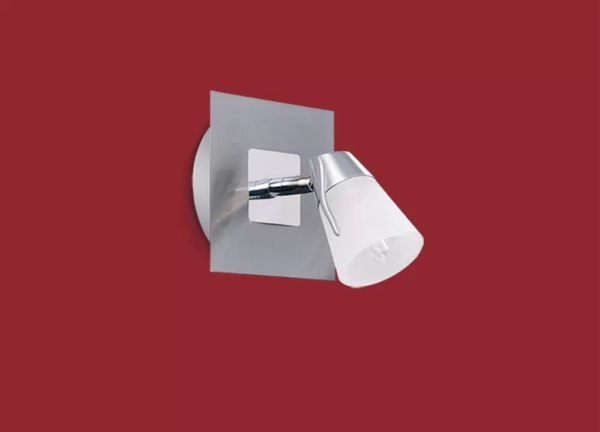 El aplique Cobra II es un artefacto de aplicar fabricado en metal de una o dos luces, el mismo está disponible en color acero con cromo