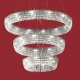 El colgante Patagonia Triple es una lámpara de24 luces apto LED, disponible en color cromo con decoración de cristal.
