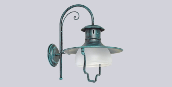 El aplique Aldeano es una lámpara de una luz apto LED, estilo vintage. Su forma la convierte en una lámpara adaptable a un ambiente tanto exterior, como interior.