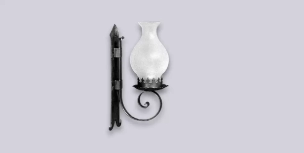El aplique Tubo es una lámpara de una o dos luces apto LED, estilo colonial. La misma tiene un estilo único que ambienta cada espacio de manera especial.