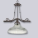 El colgante Viena Simple es una lámpara de una luz, estilo vintage, disponible en color cobre patinado. Adaptable a todo tipo de ambiente.