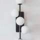 Aplique Globe. Luminaria de aplique fabricada en cuerpo de metal y 5 luces con tulipa de vidrio blanco opal. Disponible en blanco, negro, y bronce.